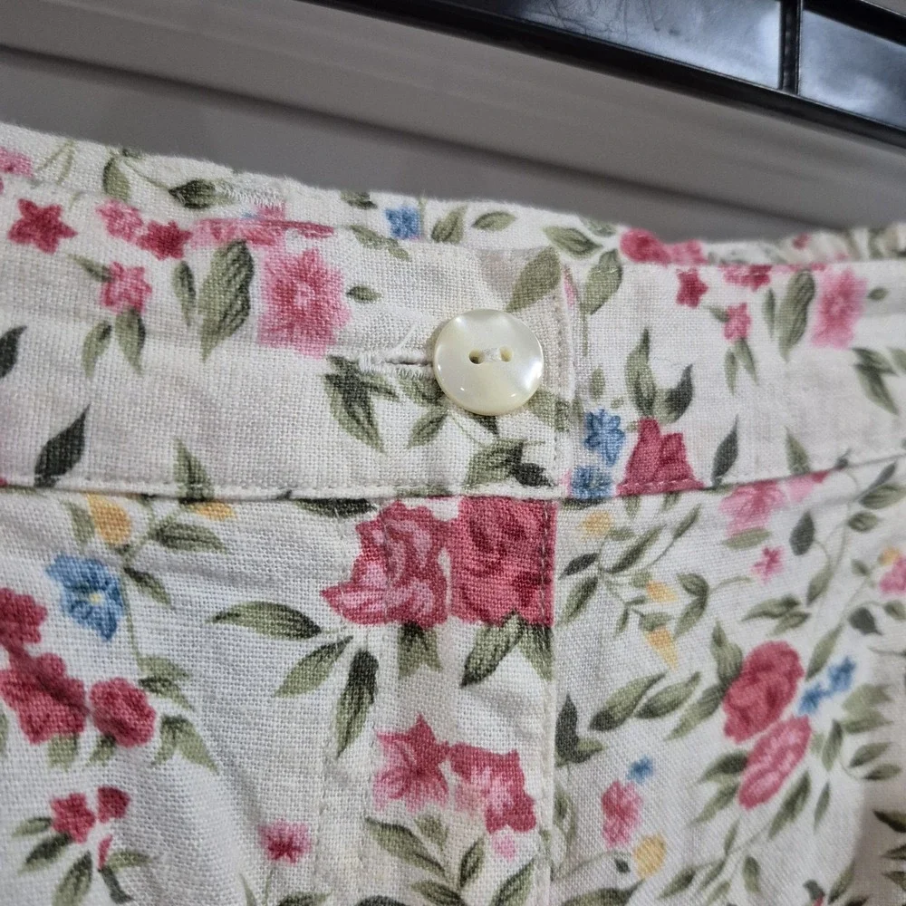Vintage Shorts Womens 10 Cream Floral Linen‎ Blend High Rise Pleated Cottagecore